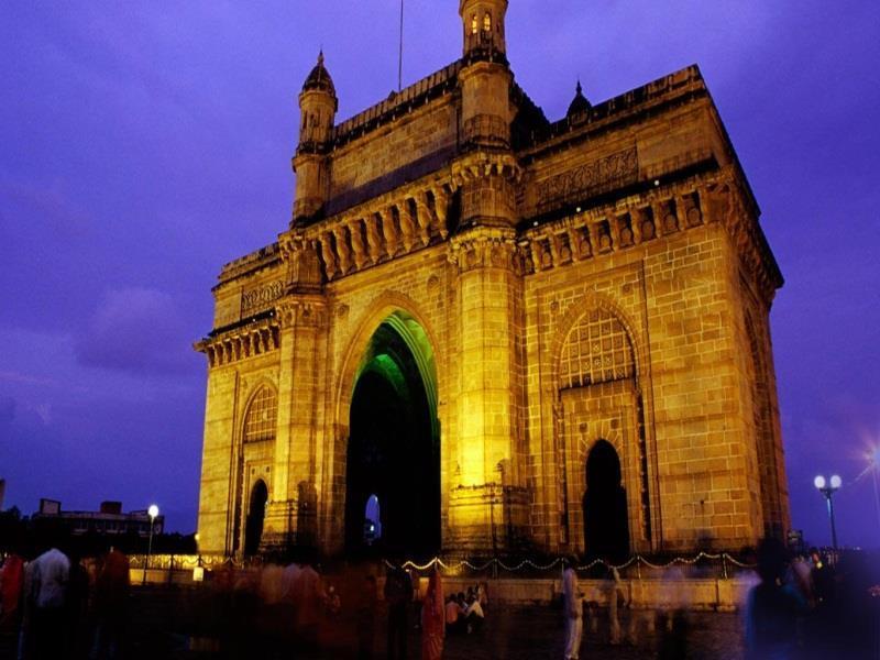 Traveller'S Inn Hotel - Fort Mumbai Bagian luar foto