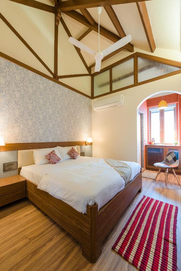 Traveller'S Inn Hotel - Fort Mumbai Bagian luar foto
